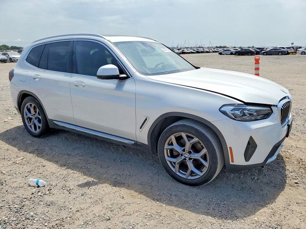 2023 BMW X3 sDrive30i — Passenger 3/4