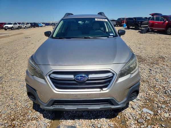 2018 SUBARU OUTBACK Base