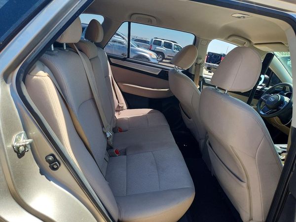 2018 SUBARU OUTBACK Base