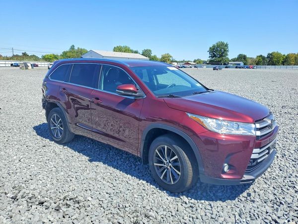 2018 TOYOTA HIGHLANDER