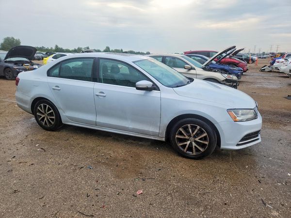 2017 VOLKSWAGEN JETTA