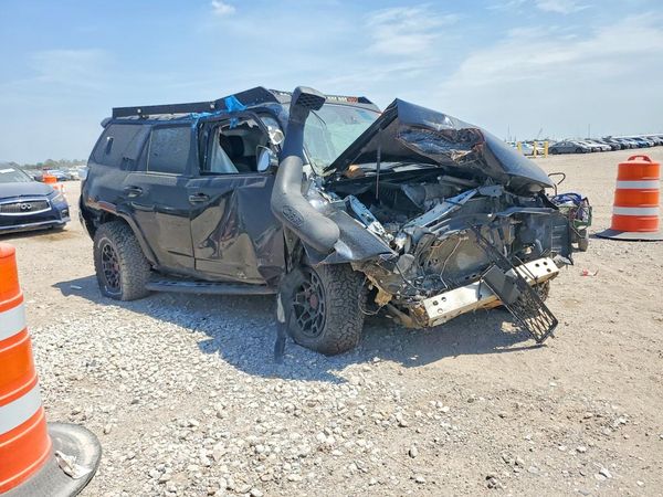 2023 TOYOTA 4RUNNER TRD Pro — Passenger 3/4