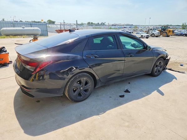 2021 HYUNDAI ELANTRA
