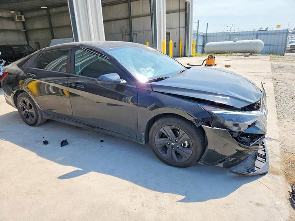 2021 HYUNDAI ELANTRA