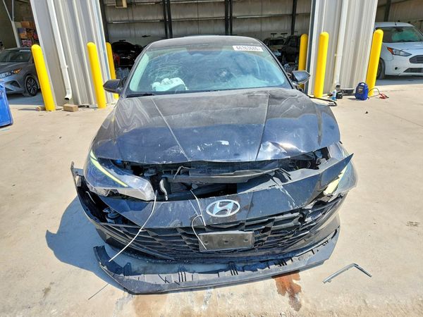 2021 HYUNDAI ELANTRA