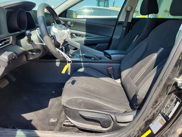 2021 HYUNDAI ELANTRA