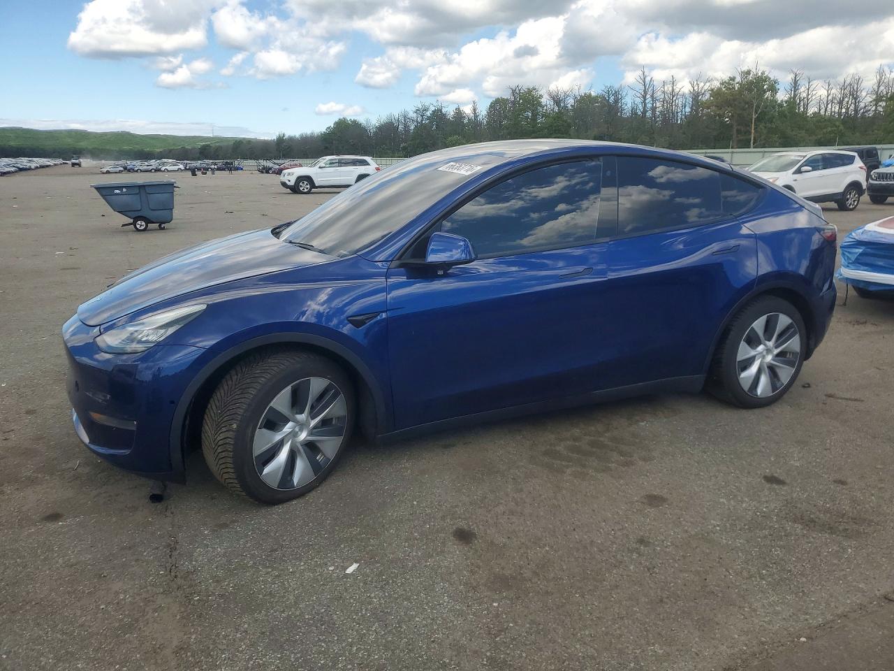 2020 TESLA MODEL Y — Front 3/4