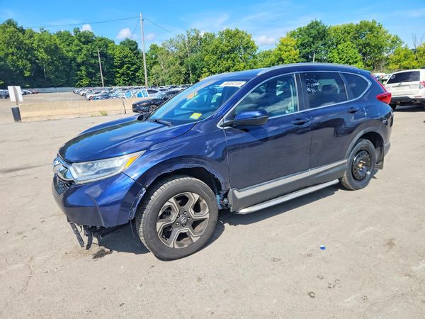 2017 HONDA CRV Touring — Front 3/4