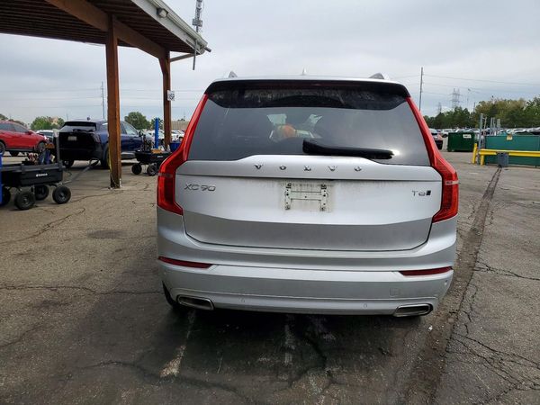 2019 VOLVO XC90