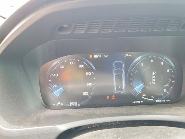 2019 VOLVO XC90