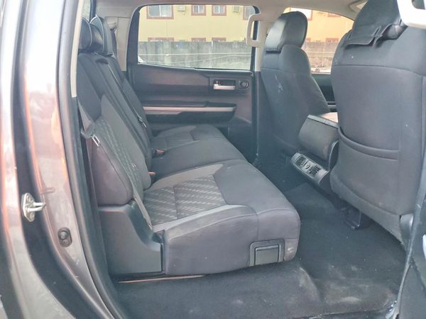 2019 TOYOTA TUNDRA SR5 Grade