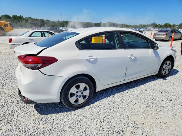 2017 KIA FORTE LX Base