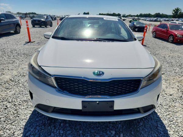 2017 KIA FORTE LX Base