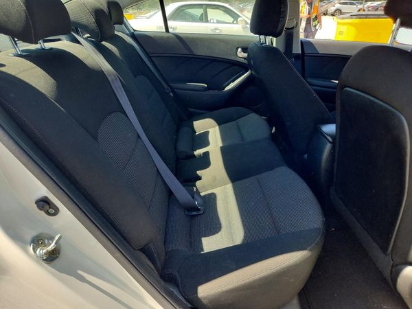 2017 KIA FORTE LX Base