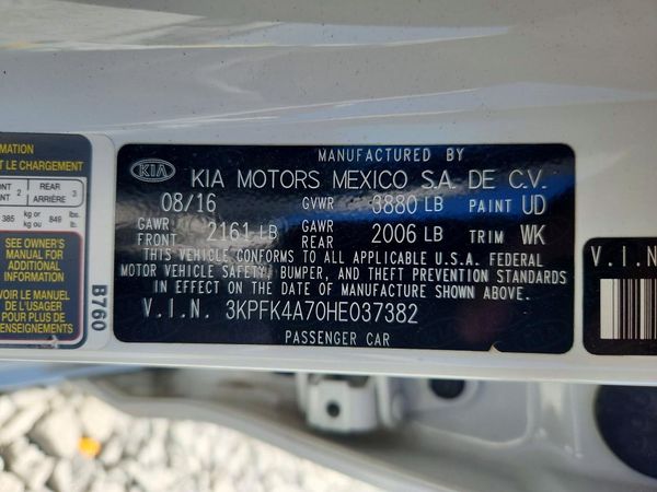 2017 KIA FORTE LX Base