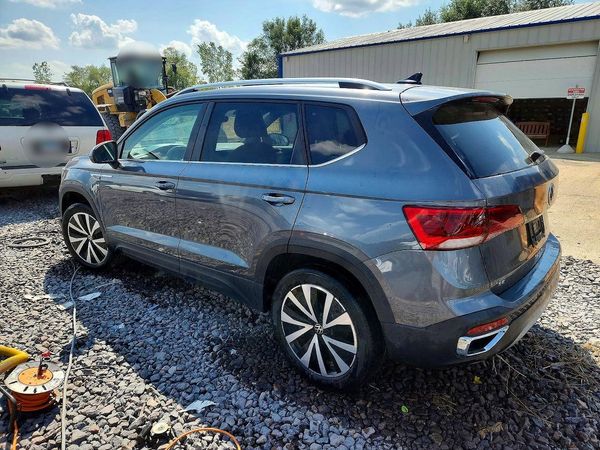 2023 VOLKSWAGEN TAOS