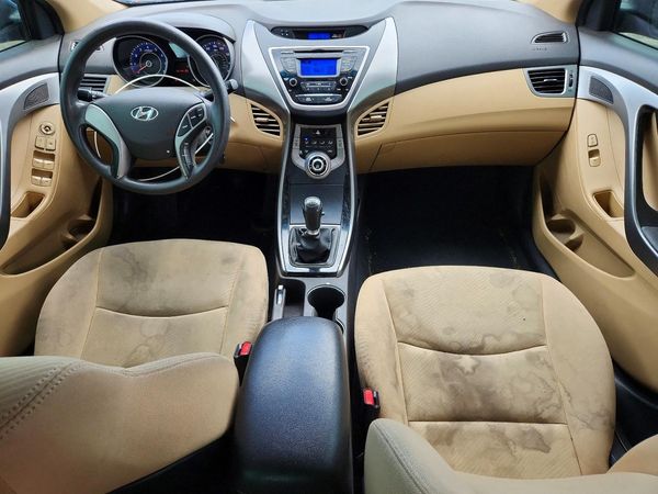 2013 HYUNDAI ELANTRA