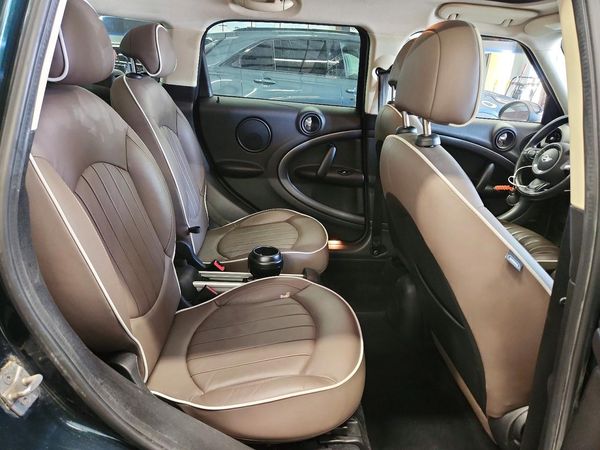 2012 MINI COOPER