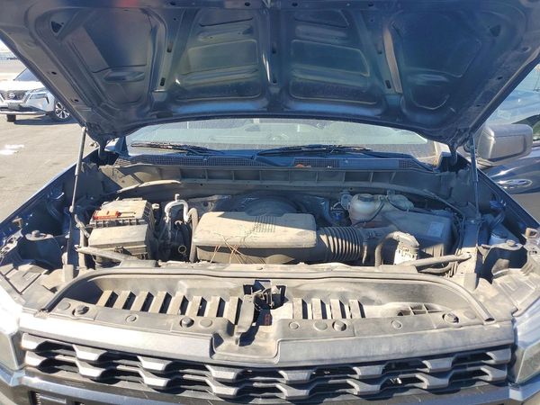 2020 CHEVROLET SILVERADO Trail Boss Custom — Engine bay