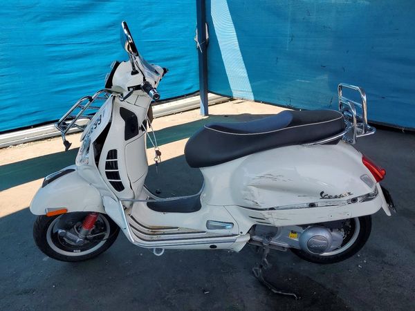 2013 VESPA GTS — LSDT