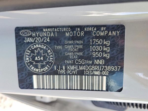 2024 HYUNDAI ELANTRA SEL