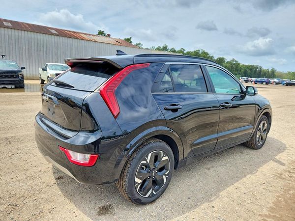 2024 KIA NIRO Wind