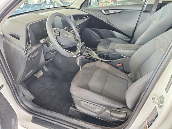 2026 KIA NIRO LX