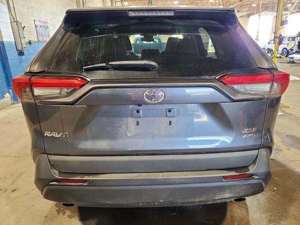 2021 TOYOTA RAV4 XLE — DIRR