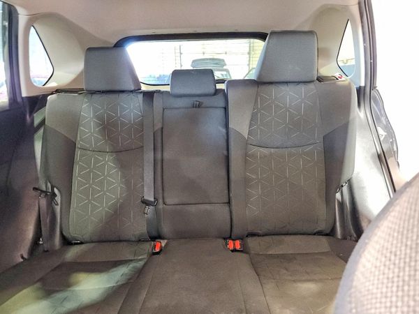 2021 TOYOTA RAV4 XLE — SUVN