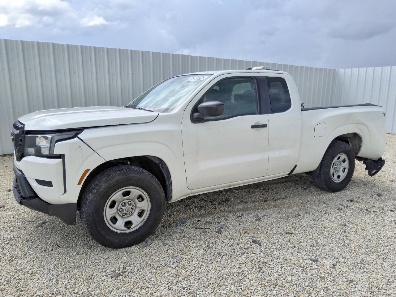 2024 NISSAN FRONTIER