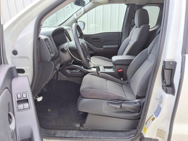 2024 NISSAN FRONTIER