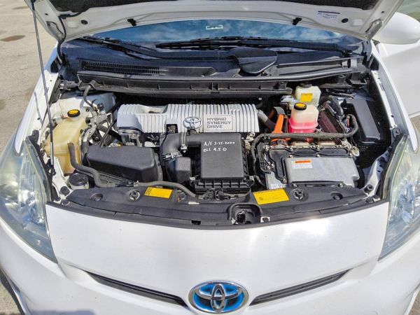 2012 TOYOTA PRIUS