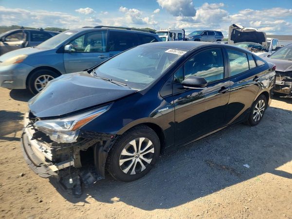 2021 TOYOTA PRIUS