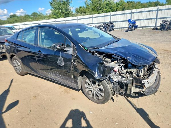 2021 TOYOTA PRIUS
