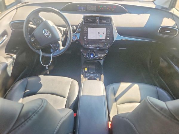 2021 TOYOTA PRIUS