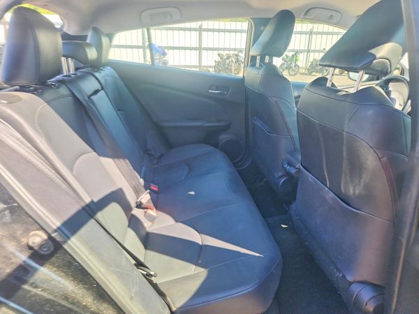 2021 TOYOTA PRIUS