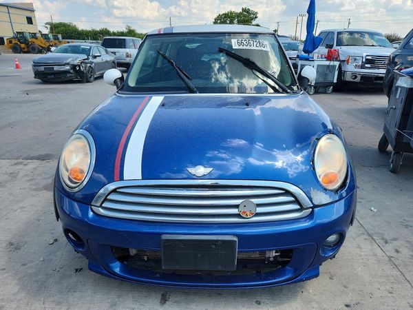 2012 MINI COOPER
