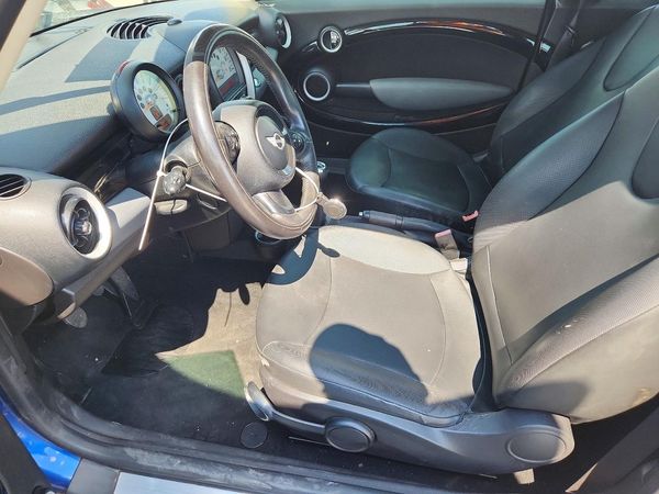 2012 MINI COOPER