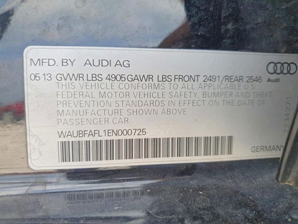 2014 AUDI A4 quattro Premium