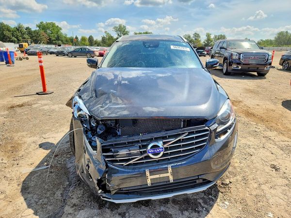 2016 VOLVO XC60