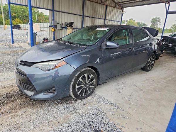 2018 TOYOTA COROLLA L/LE/SE/XLE/XSE — Front 3/4