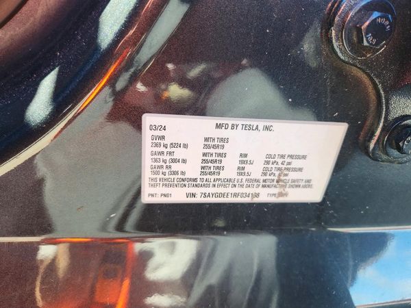 2024 TESLA MODEL Y