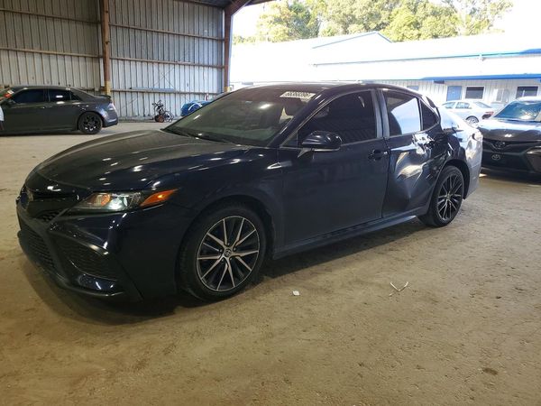 2022 TOYOTA CAMRY
