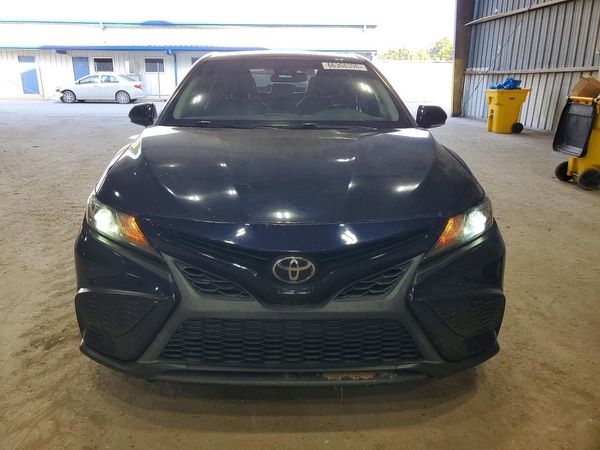 2022 TOYOTA CAMRY