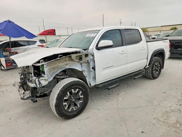 2017 TOYOTA TACOMA