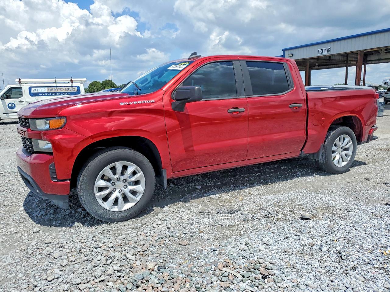 2022 CHEVROLET SILVERADO Custom — Front 3/4