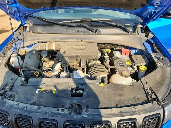 2024 JEEP COMPASS Latitude Lux, Altitude — Engine bay