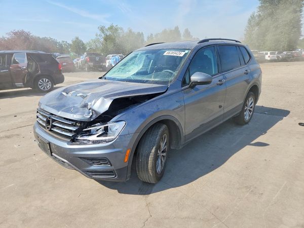2018 VOLKSWAGEN TIGUAN 4Motion S