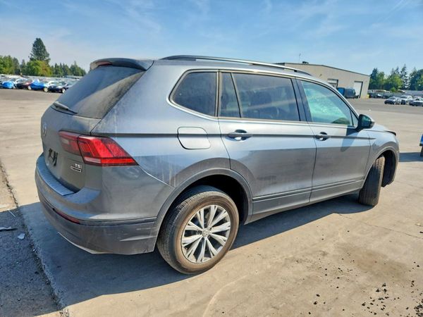 2018 VOLKSWAGEN TIGUAN 4Motion S