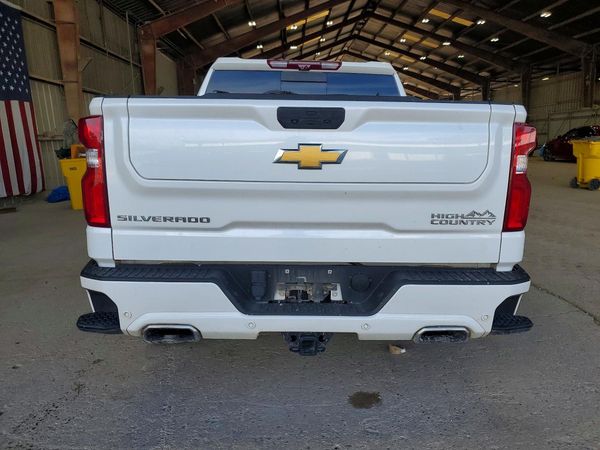 2024 CHEVROLET SILVERADO High Country — DIRR